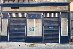 Muri negozio a Procida centro storico