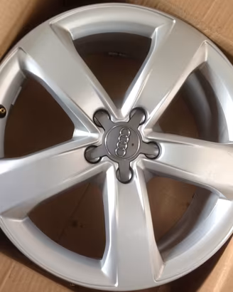 Cerchi in lega originali 18 pollici AUDI
