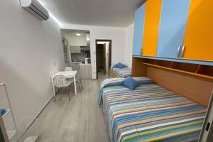 Casa vacanze per 3 persone fronte mare