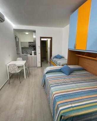Casa vacanze per 3 persone fronte mare