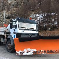 Mercedes 18/24 4X4 Lama sgombraneve