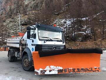 Mercedes 18/24 4X4 Lama sgombraneve