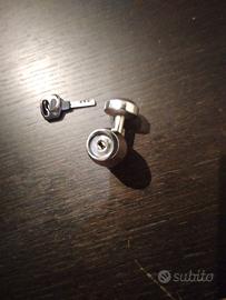 Antifurto Bloccaruota per moto e scooter