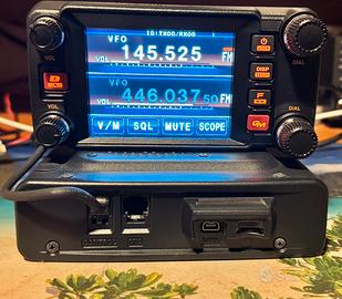 YAESU FTM 400