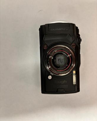 Olympus TG6 Per ricambi