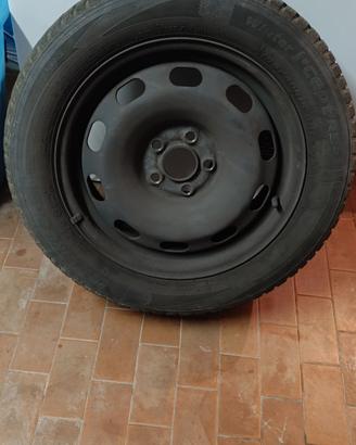 cerchi in ferro con gomme 