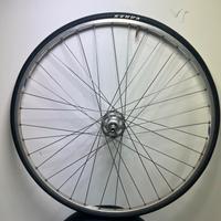 Campagnolo Ruota posteriore + mozzo anteriore