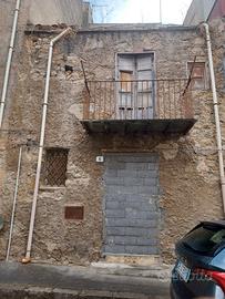 Casa indipendente da ristrutturare Via Mazzini