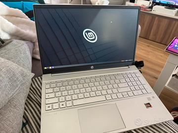 HP Pavilion 15 Ryzen 7 / 16 GB RAM