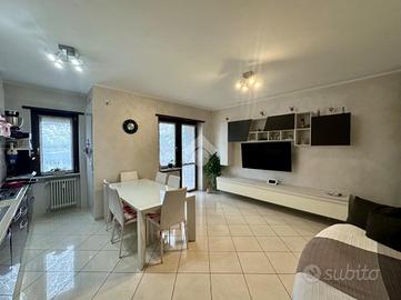 2 LOCALI A BORGARO TORINESE
