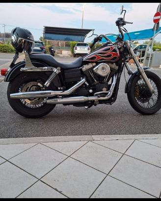 Harley dqvidsin dyna strett bob