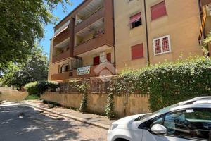 3 LOCALI A GENZANO DI ROMA