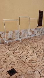 appendi abiti con ruote