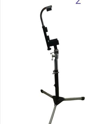 Supporto per chitarra classica con snodo