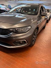 Fiat Tipo 1.6 Mjt S&S SW Lounge