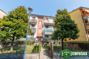 3 LOCALI CON BOX E CANTINA