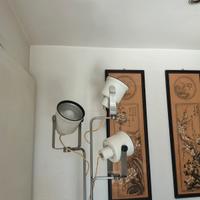 Piantana a tre luci regolabili 