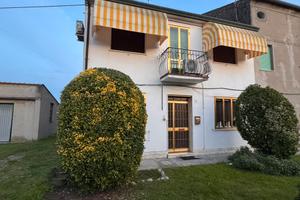 Casa a Serravalle (FE) Riva del po