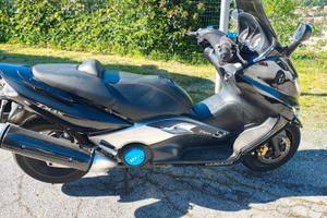 Yamaha TMax