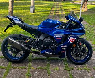 Yamaha yzf-R1