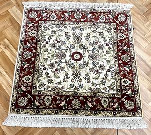 Tappeto orientale persiano di seta
