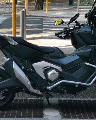Honda X-ADV 750 DCT Adventure