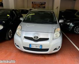 TOYOTA YARIS 1.0 BENZINA 2011
