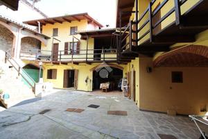 CASA SEMINDIPENDENTE A MAGNANO