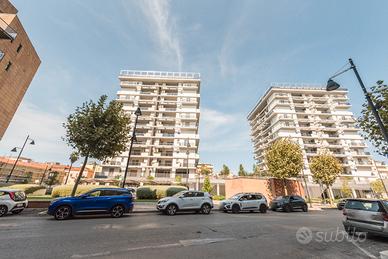 Rifinito trilocale con posto auto