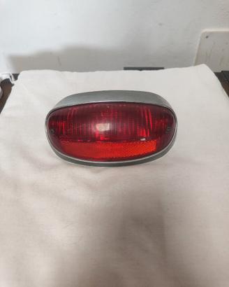 Faro posteriore Vespa ET4