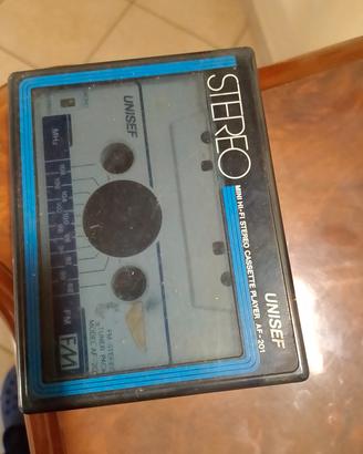 Lettore cassette vintage Unisef AF-201 con radio