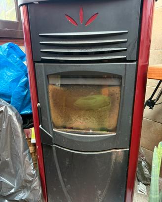 Stufa a Pellet - Nordica EXTRAFLAME - mod.Graziosa