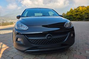 Opel adam s 