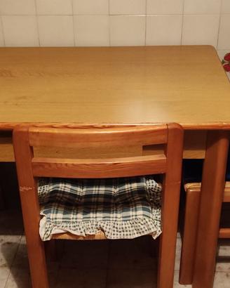 Tavolo cucina + sedie