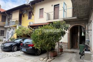 RIF. 048 - GRAZIOSO MONOLOCALE IN CENTRO PAESE