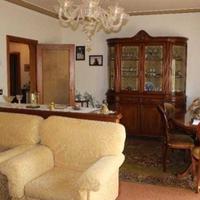 Porzione di Bifamiliare + Laboratorio di 200 mq