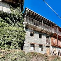 CASA SEMINDIPENDENTE A MONASTERO DI LANZO