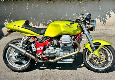 Moti Guzzi V11 sport Naked