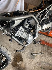 yamaha Fazer 1000 smantello