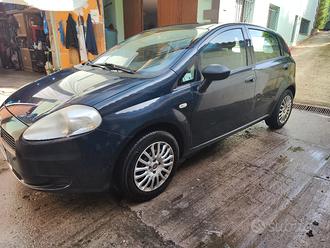 FIAT Grande Punto 1.3 M-jet 75 hp 5P