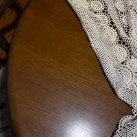 Libreria tavolo e sedie