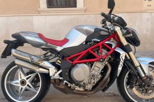 Brutale 910