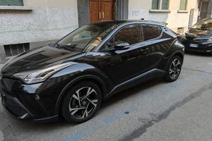 Toyota C-HR 1.8 Hybrid Trend (2022) -UnicoGuidator