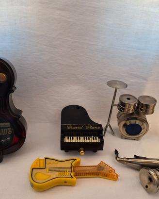 LOTTO ACCENDINI VINTAGE A TEMA MUSICALE – Rif.22