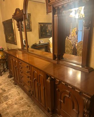 Sala da pranzo completa