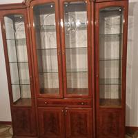 vetrina  4 ante con cassetto 