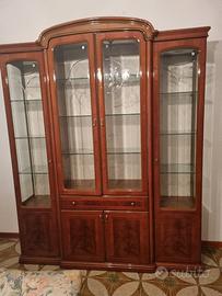 vetrina  4 ante con cassetto 