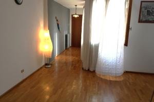 Trilocale luminosissimo semiarredato