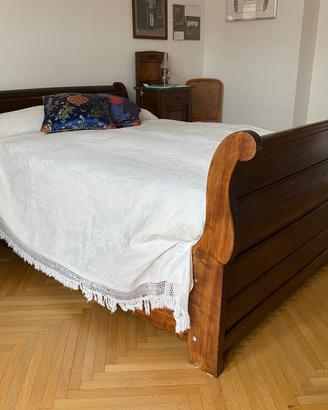 letto in noce del primo novecento