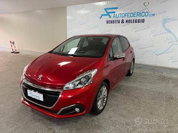 Peugeot 208 PureTech 82cv 5 porte Allure